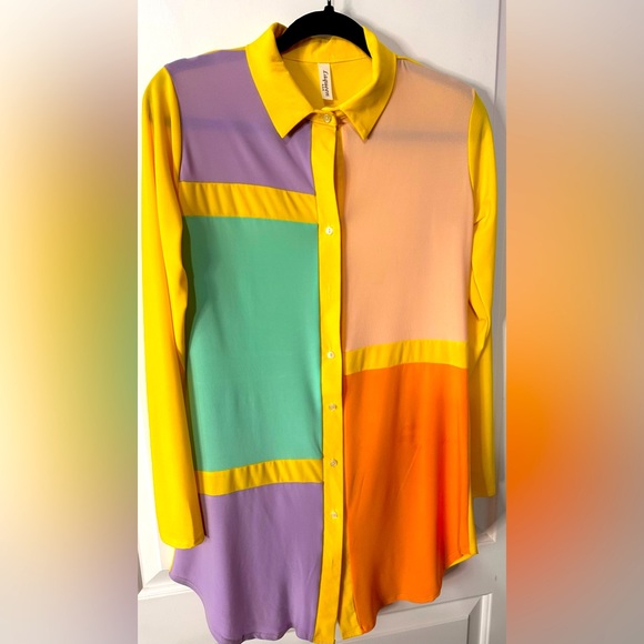 (130)-  🌼 This Beautiful Button Down Longsleeve Shirt Dress Is It!💋 - Picture 1 of 3